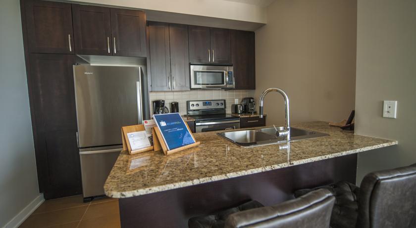 Accurate Plus Furnished Apartment- Brickstone Mews Миссиссага Номер фото