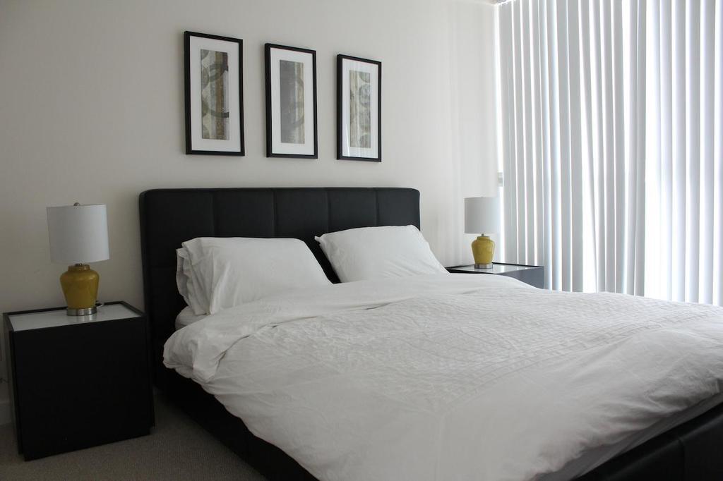 Accurate Plus Furnished Apartment- Brickstone Mews Миссиссага Номер фото
