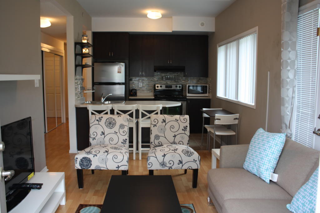 Accurate Plus Furnished Apartment- Brickstone Mews Миссиссага Номер фото